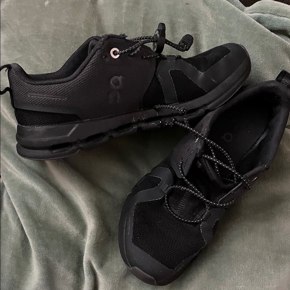 On Running Kids Black Athletic Shoes